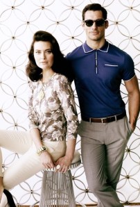 When wearing a polo, it must be slim. Stick to blue and black, and pair it with well-tailored pants.